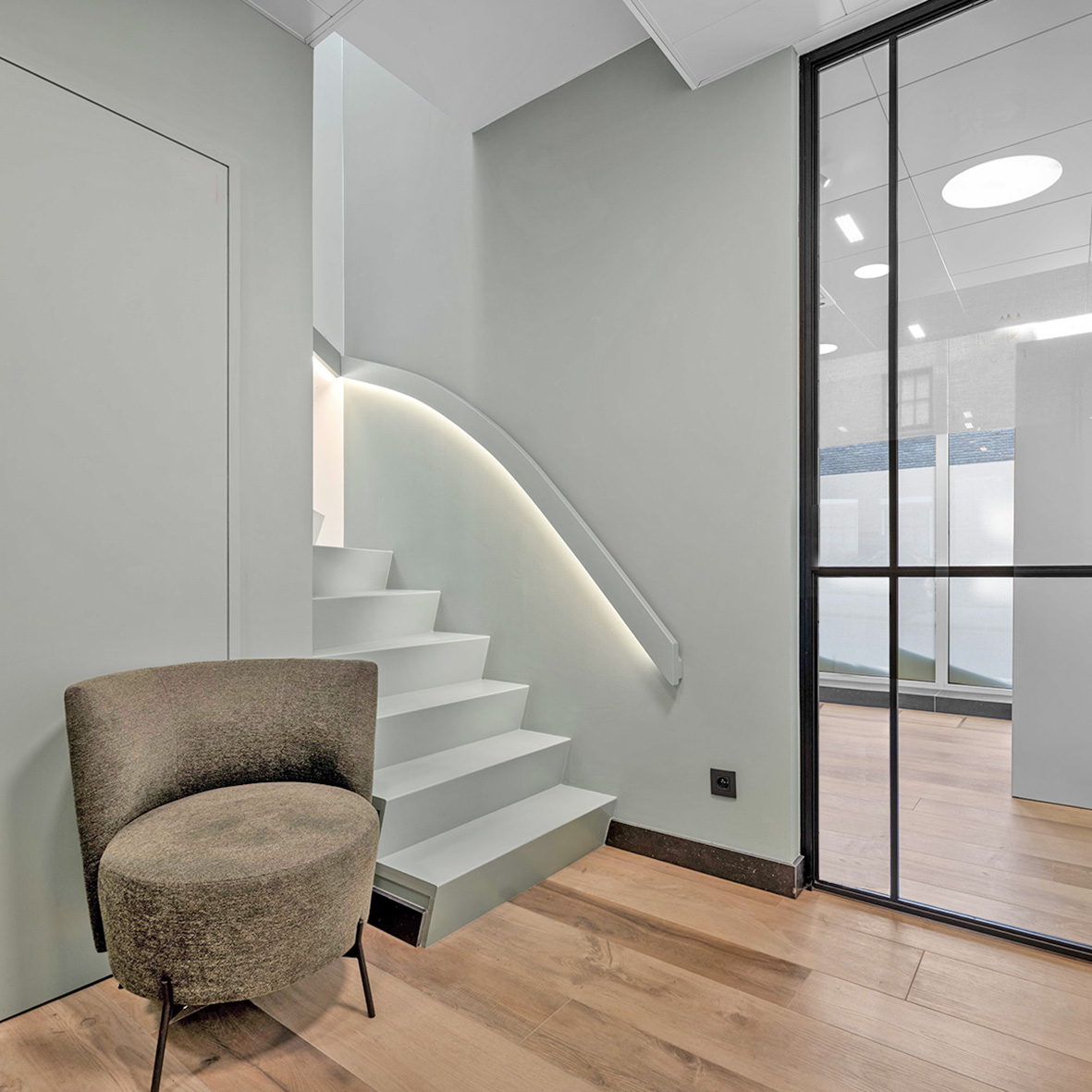 Dynamic Content Image